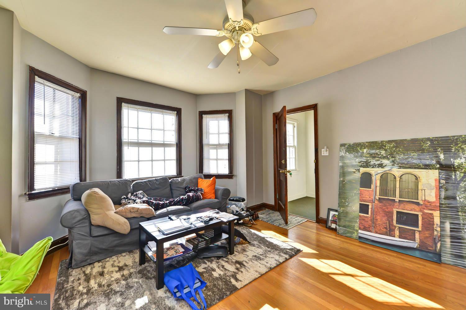 3925 W Street Northwest Washington, DC 20007 - Photo 7 of 26 Living Room