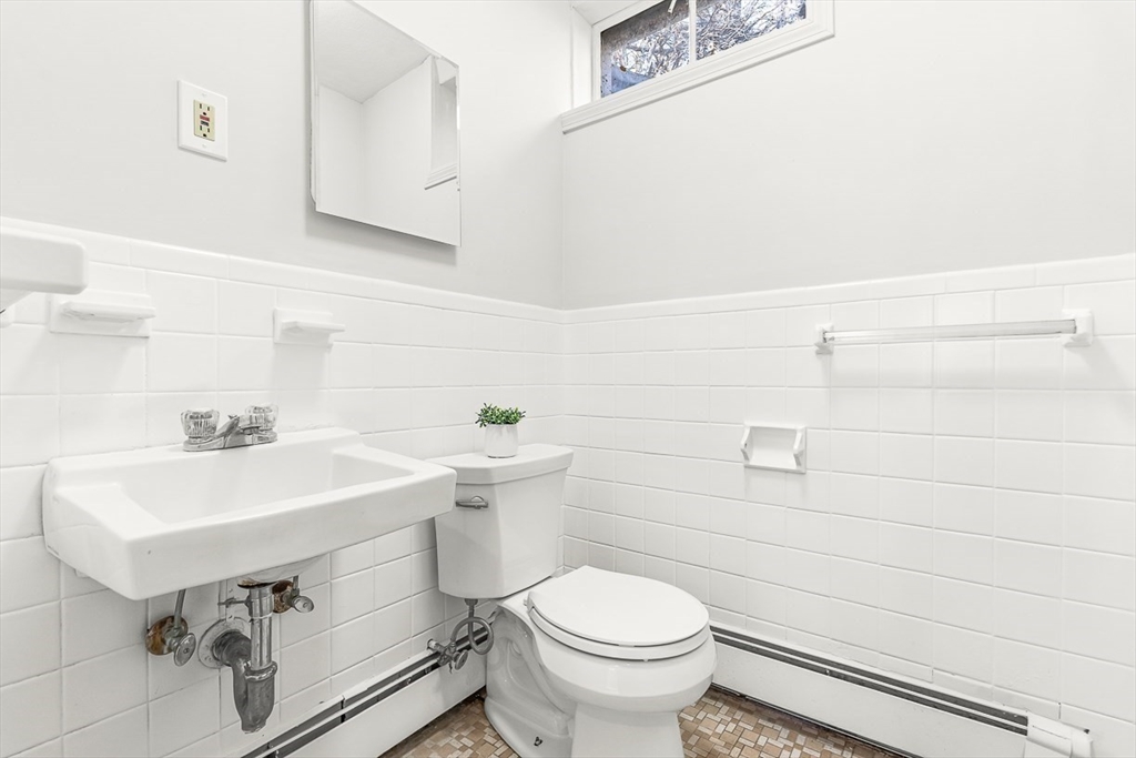 7 Trinity Road Winchester, MA 01890 - Photo 5 of 42