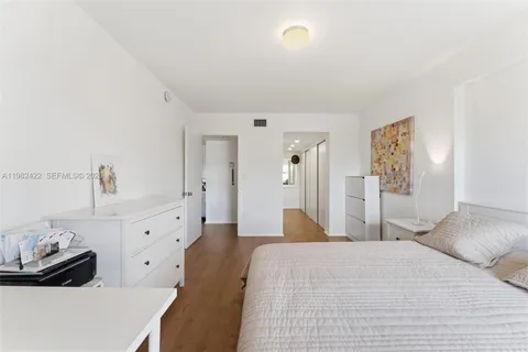 $849,000 | 575 Crandon Boulevard, Unit 707, Key Biscayne, FL 33149