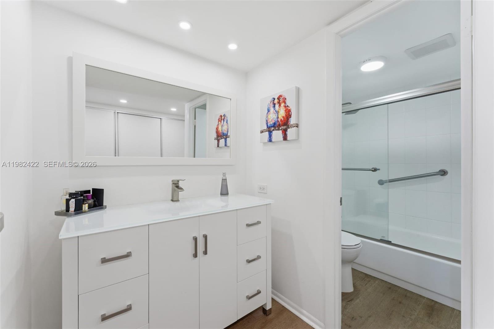 575 Crandon Boulevard, Unit 707 Key Biscayne, FL 33149 - Photo 13 of 21