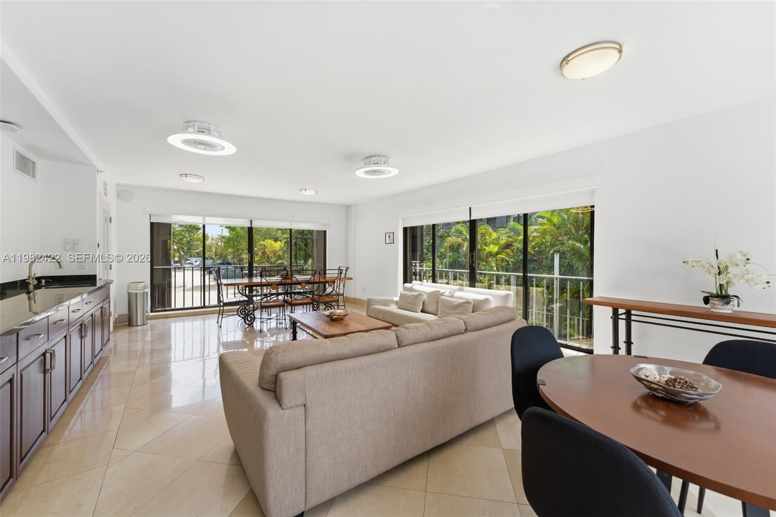 575 Crandon Boulevard, Unit 707 Key Biscayne, FL 33149 - Photo 14 of 21