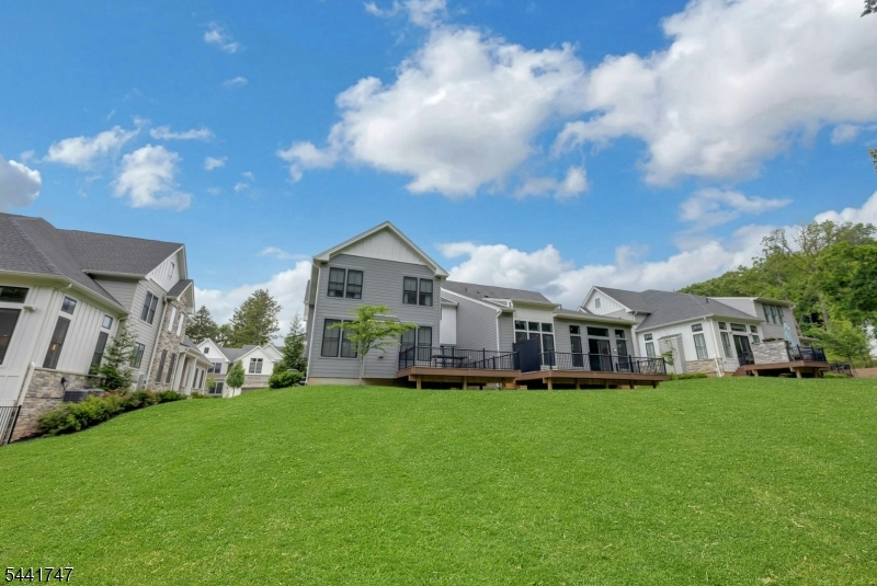 63 Samuel Way Chatham, NJ 07928 - Photo 36 of 48