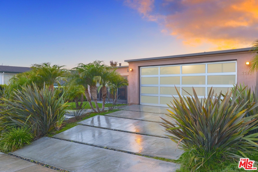 3723 Castlerock Road Malibu, CA 90265 - Photo 1 of 50