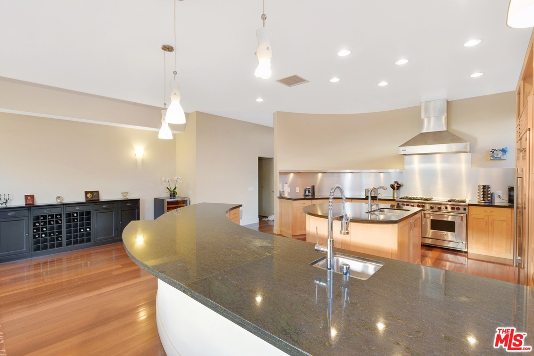 3723 Castlerock Road Malibu, CA 90265 - Photo 22 of 50