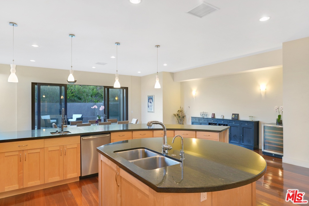 3723 Castlerock Road Malibu, CA 90265 - Photo 25 of 50