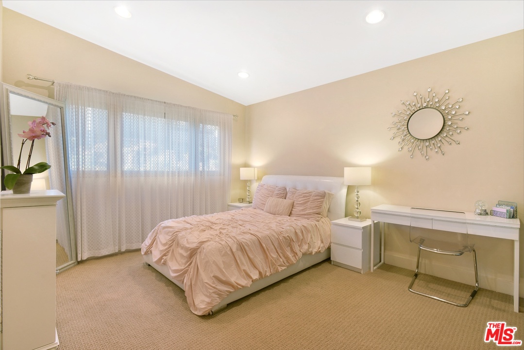 3723 Castlerock Road Malibu, CA 90265 - Photo 36 of 50