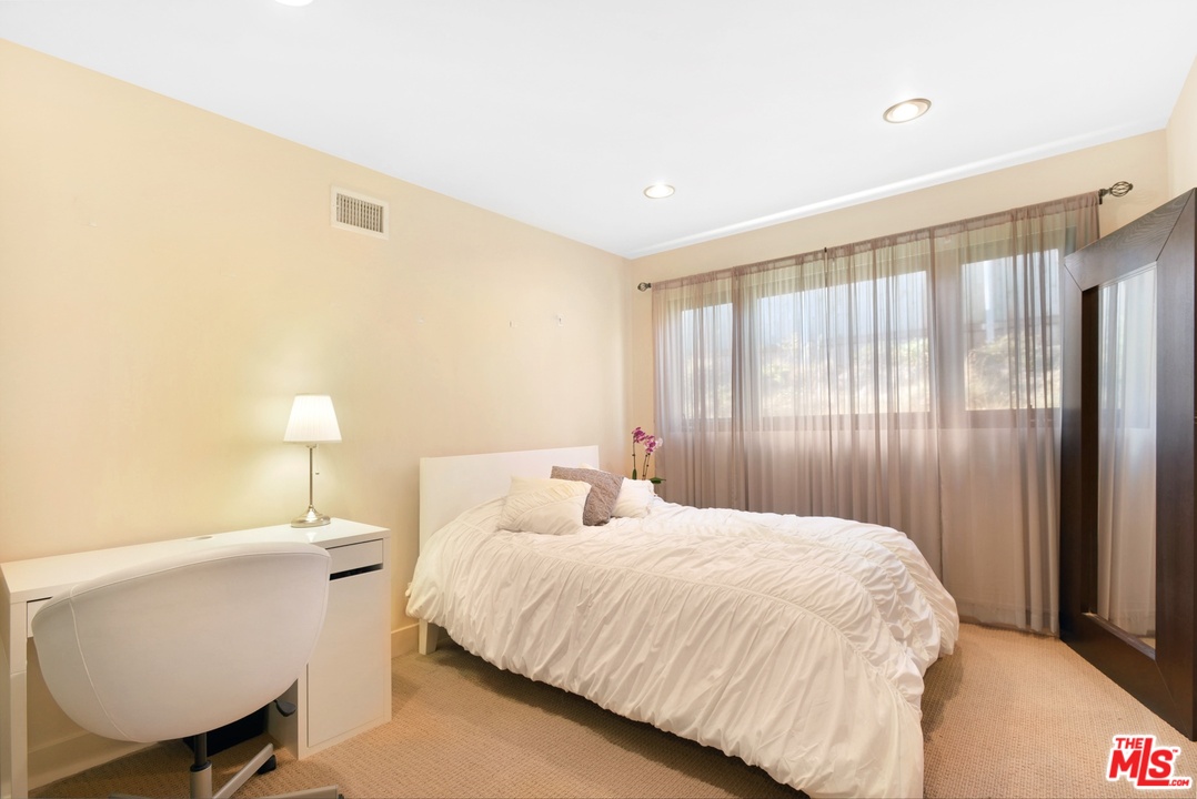 3723 Castlerock Road Malibu, CA 90265 - Photo 39 of 50
