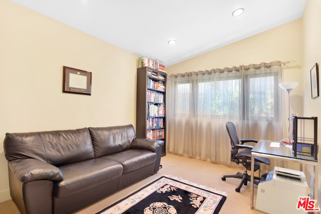 3723 Castlerock Road Malibu, CA 90265 - Photo 41 of 50