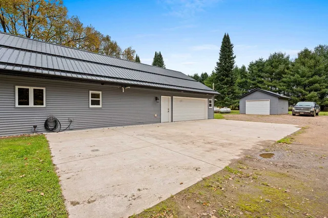 $399,000 | W14856 County Rd SS, Tigerton, WI 54486