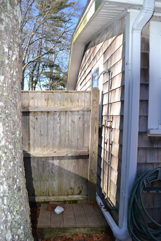 21 Meade Street Wareham, MA 02571 - Photo 12 of 13 Gallery Image 12