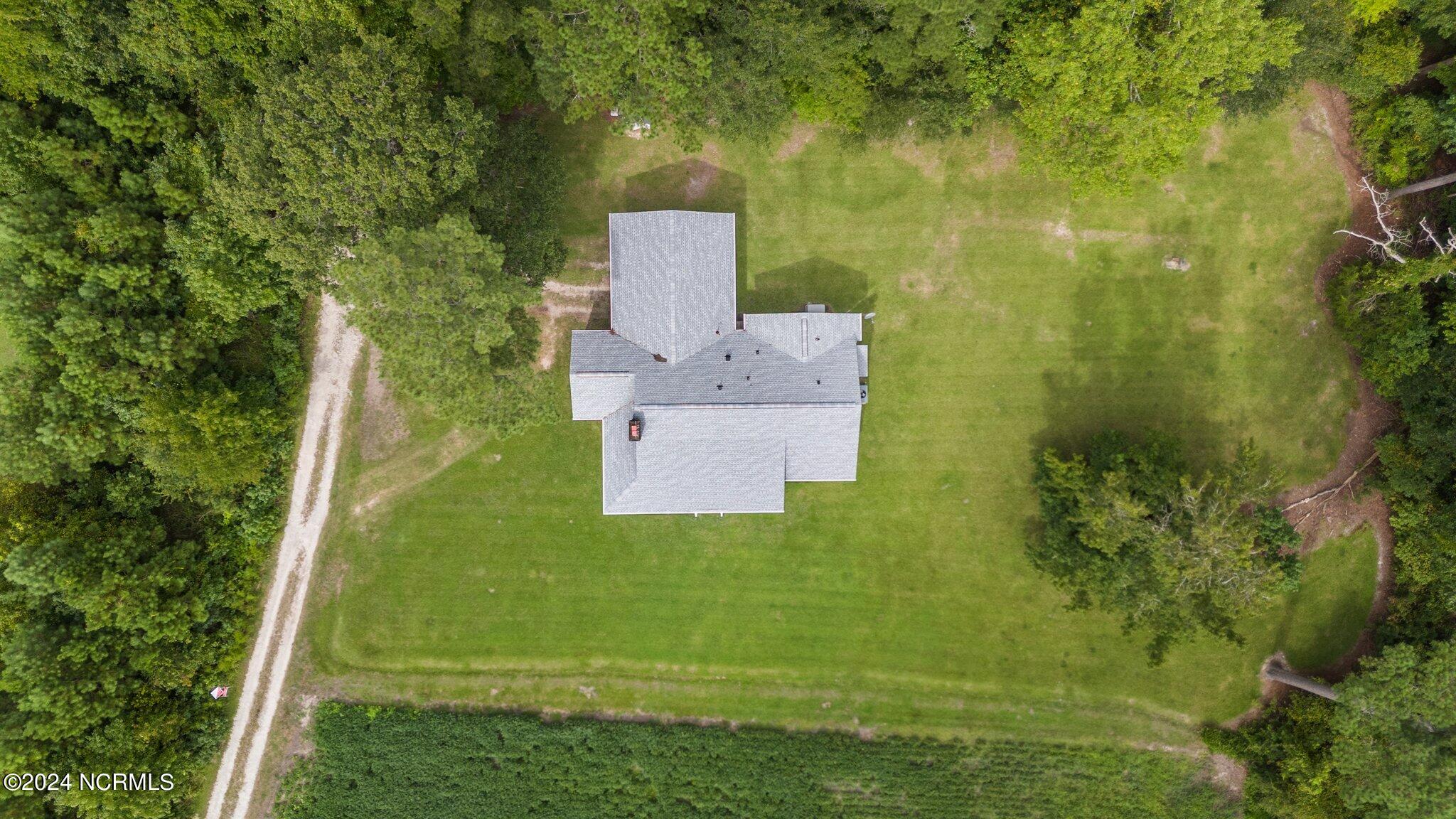172 Truitt Road New Bern, NC 28560 - Photo 37 of 43 5-web-or-mls-DJI_20240906153810_0229_D