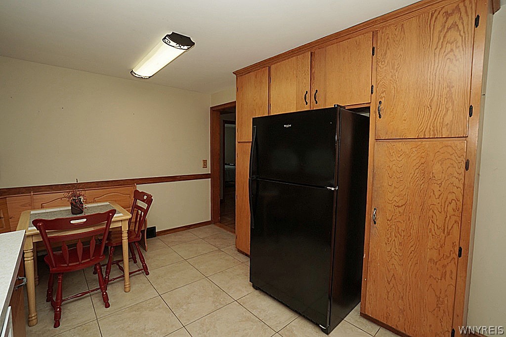 7913 Alleghany Road Pembroke, NY 14036 - Photo 11 of 39