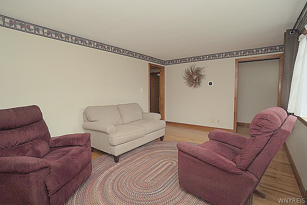7913 Alleghany Road Pembroke, NY 14036 - Photo 7 of 39