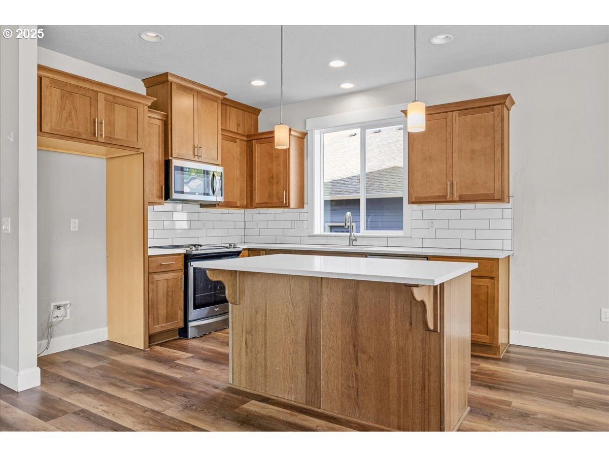 1375 Northeast Cascadia Ridge Drive Estacada, OR 97023 - Photo 11 of 46 Gallery Image 11