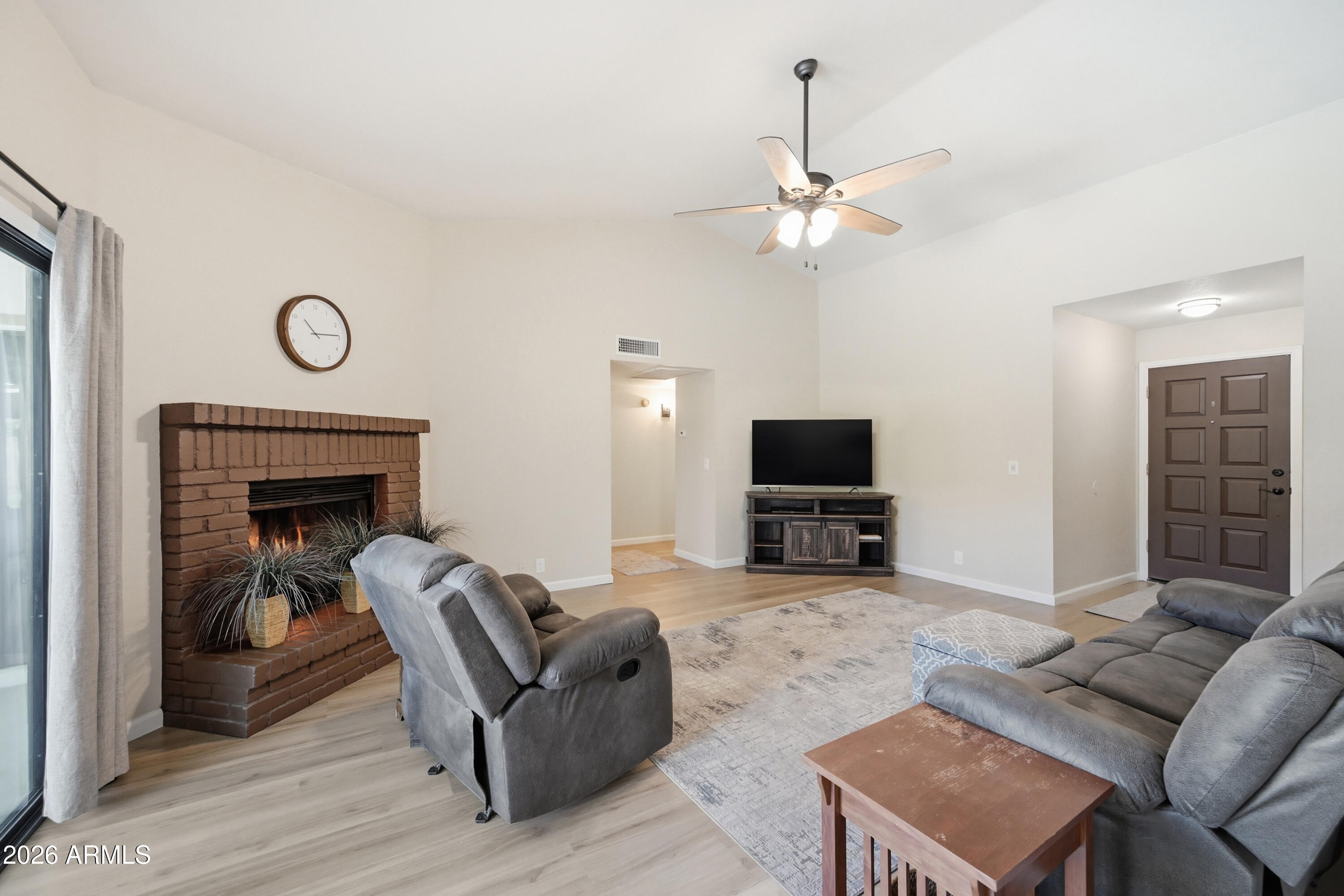 7314 West Bloomfield Road Peoria, AZ 85381 - Photo 4 of 30 5_dsc_9901_with_fire