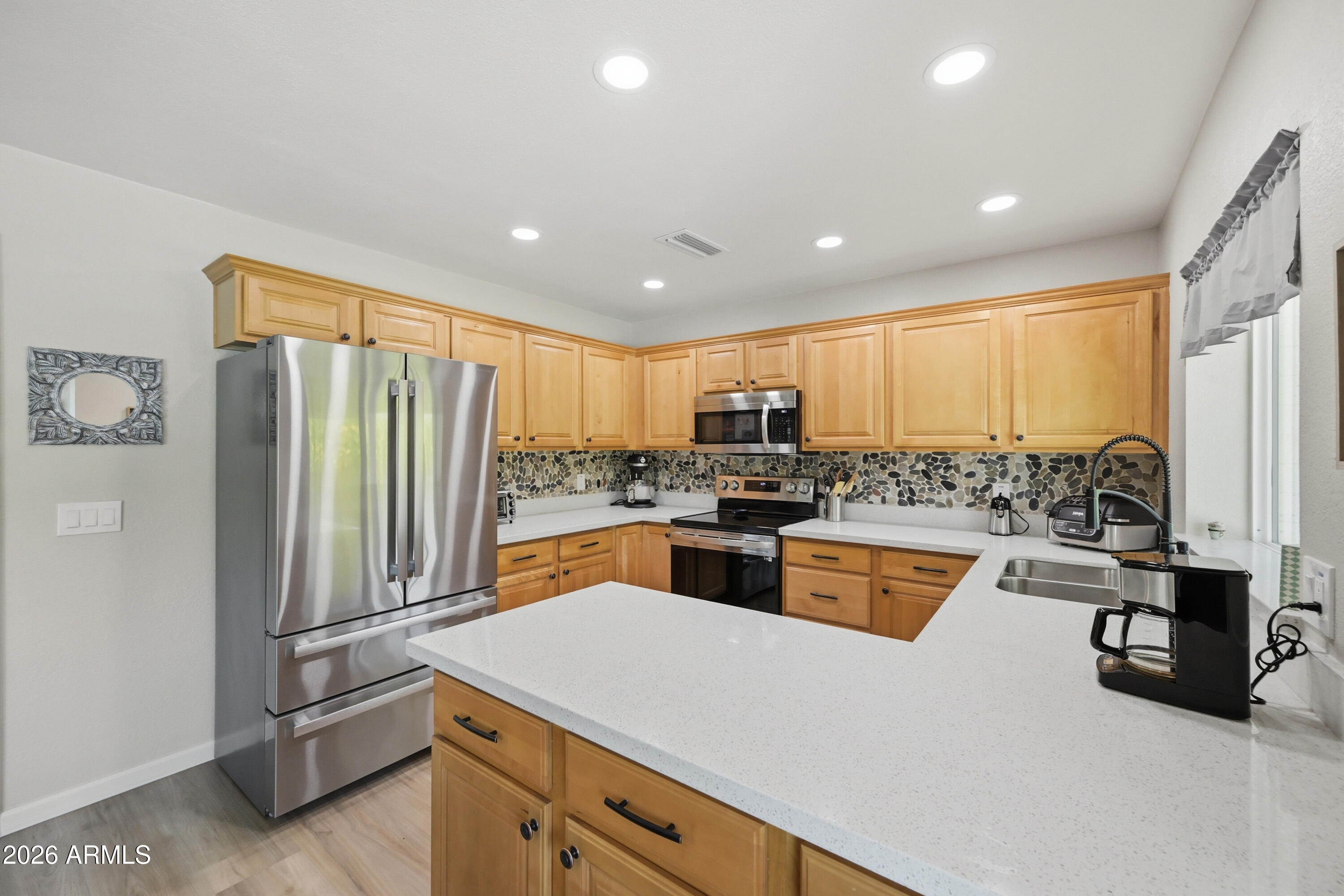 7314 West Bloomfield Road Peoria, AZ 85381 - Photo 10 of 30 11_dsc_9936