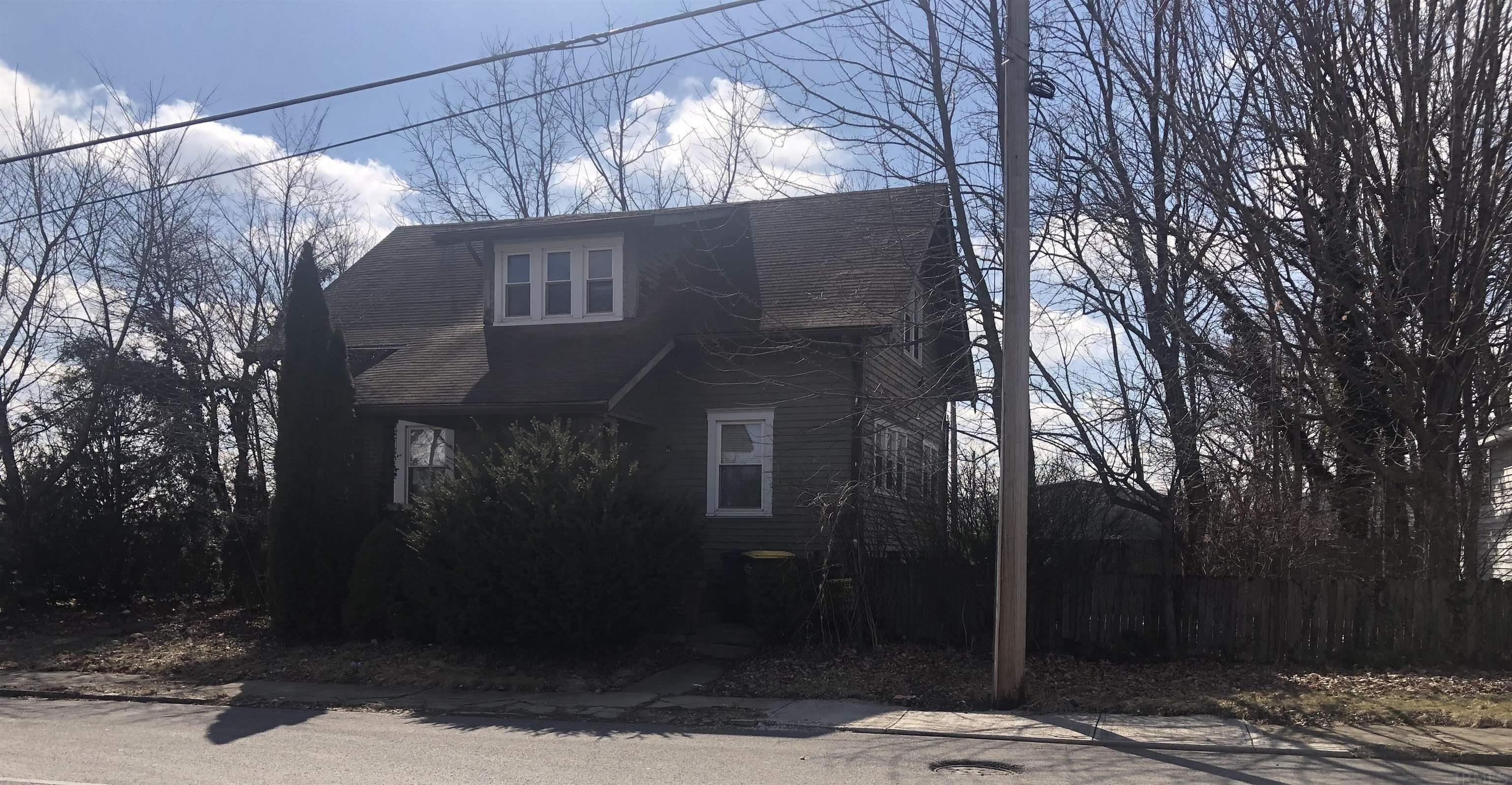 315 East Washington Street, Tipton, IN 46072 Compass