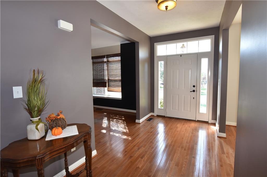 3744 Jonathan Ridge Columbus, IN 47201 - Photo 2 of 24 Gallery Image 2
