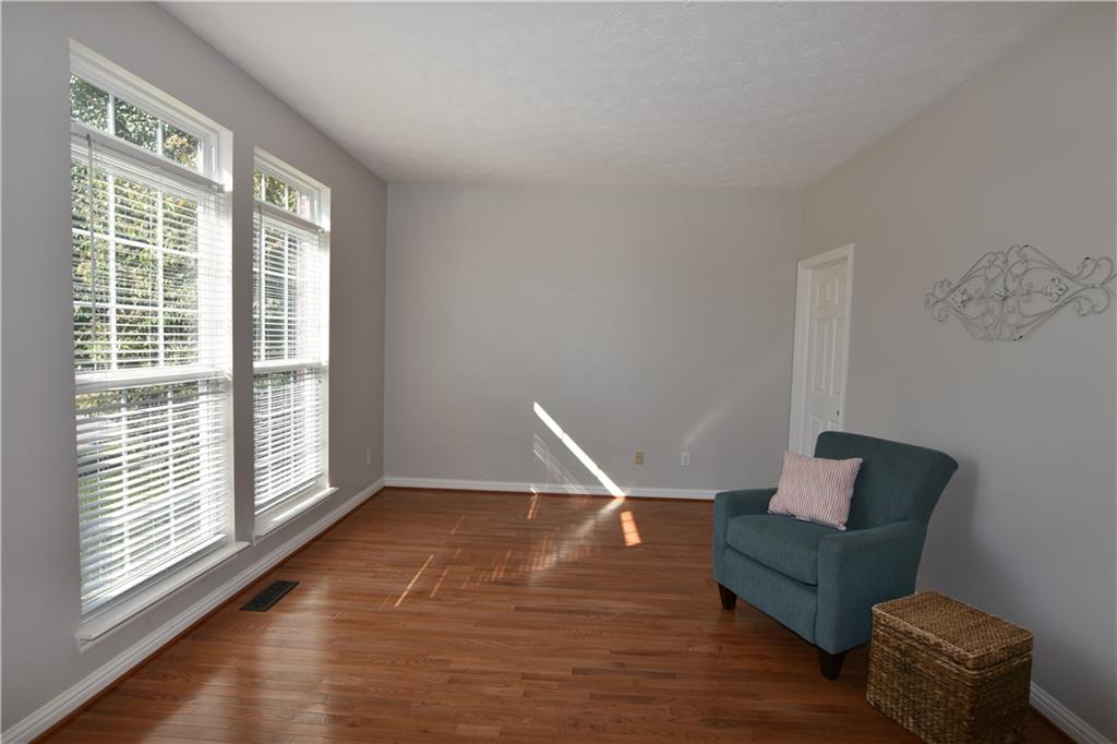 3744 Jonathan Ridge Columbus, IN 47201 - Photo 3 of 24 Gallery Image 3
