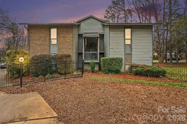 $185,000 | 4906 Sardis Road, Unit B, Charlotte, NC 28270