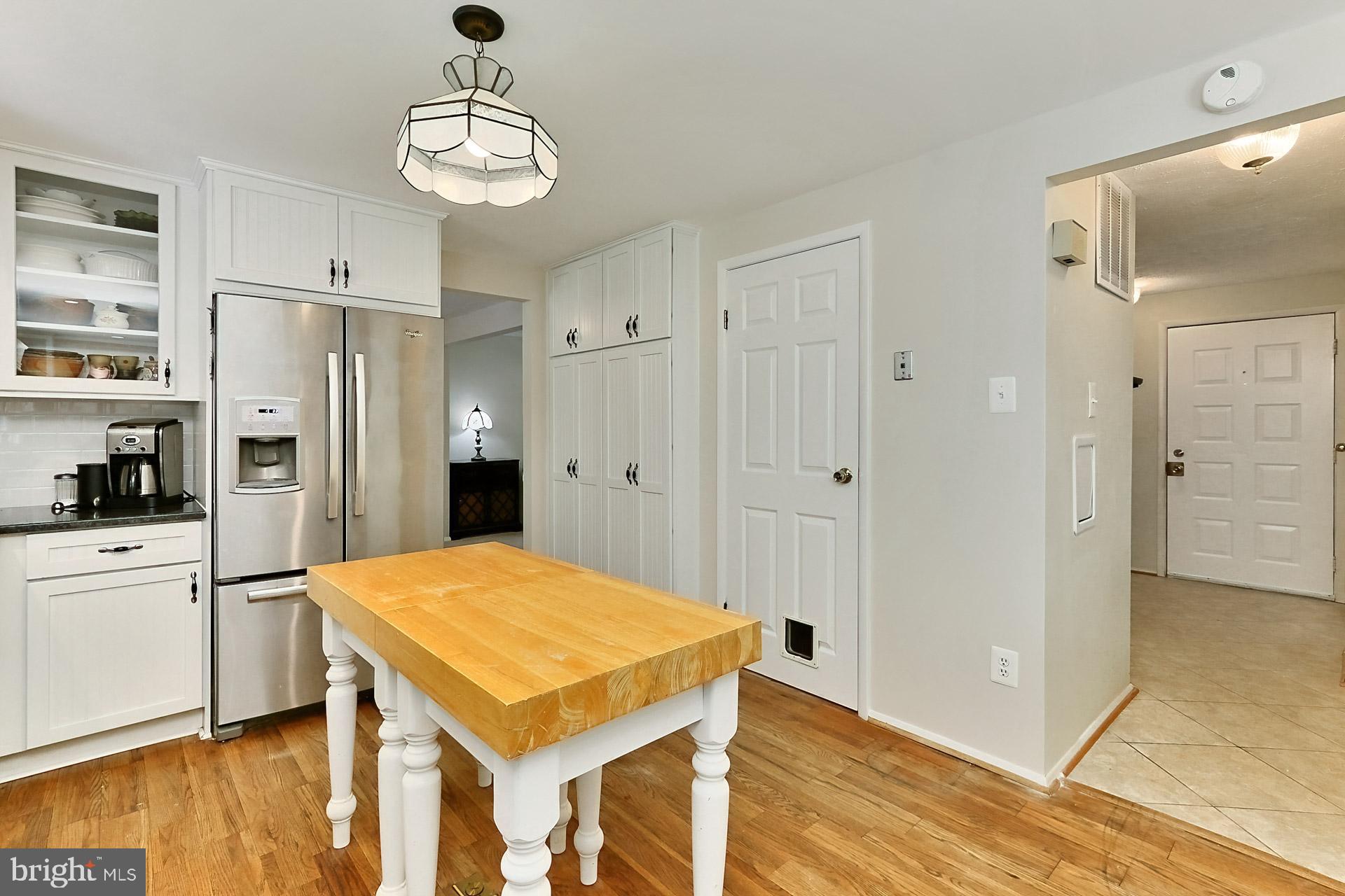 8415 Rainbow Bridge Lane Springfield, VA 22153 - Photo 13 of 36