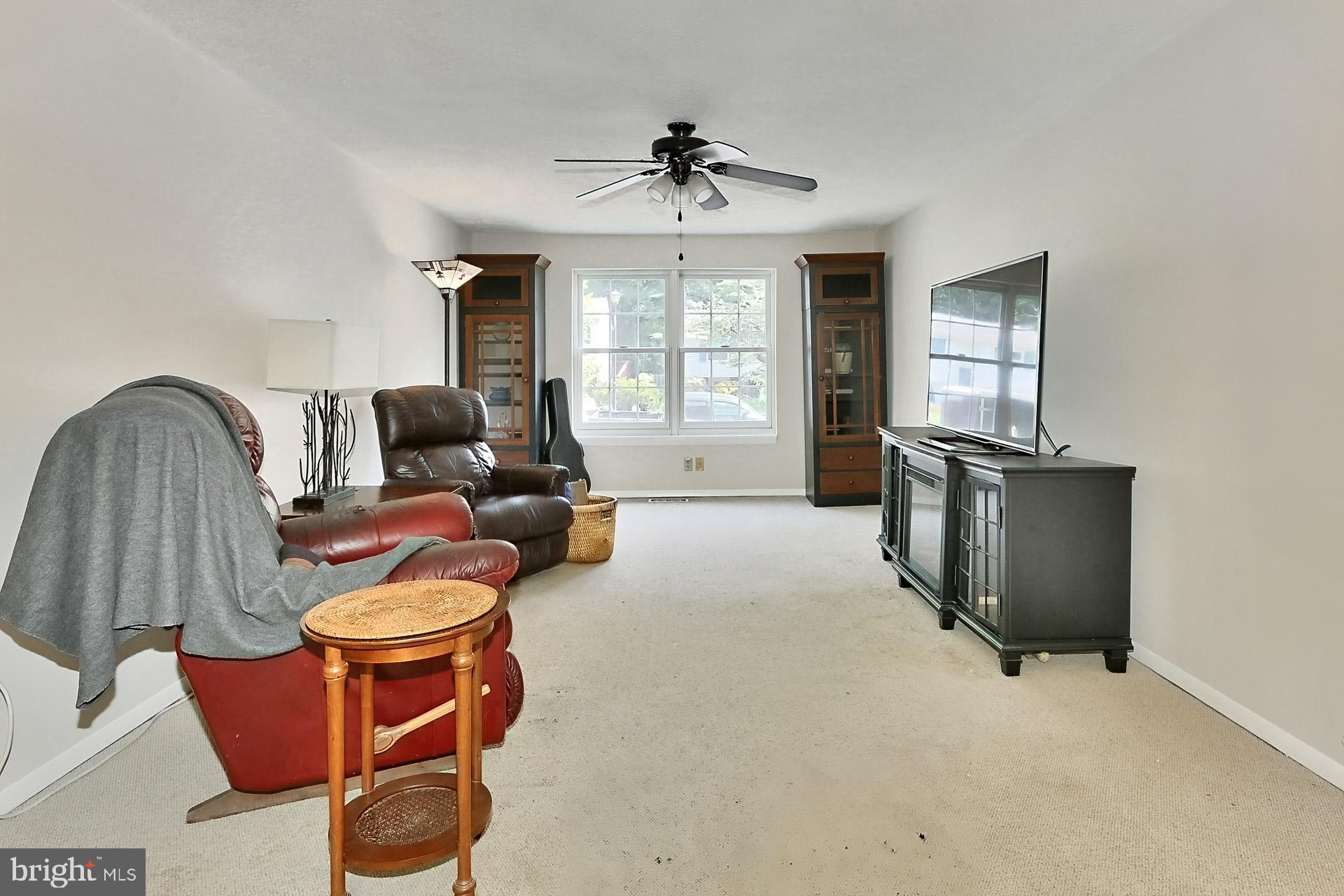 8415 Rainbow Bridge Lane Springfield, VA 22153 - Photo 17 of 36