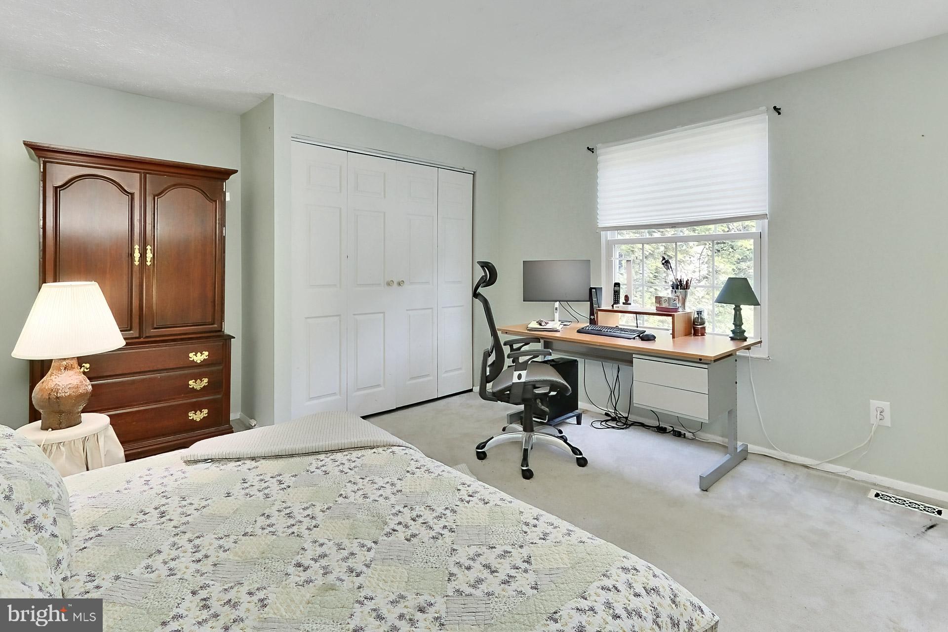 8415 Rainbow Bridge Lane Springfield, VA 22153 - Photo 23 of 36