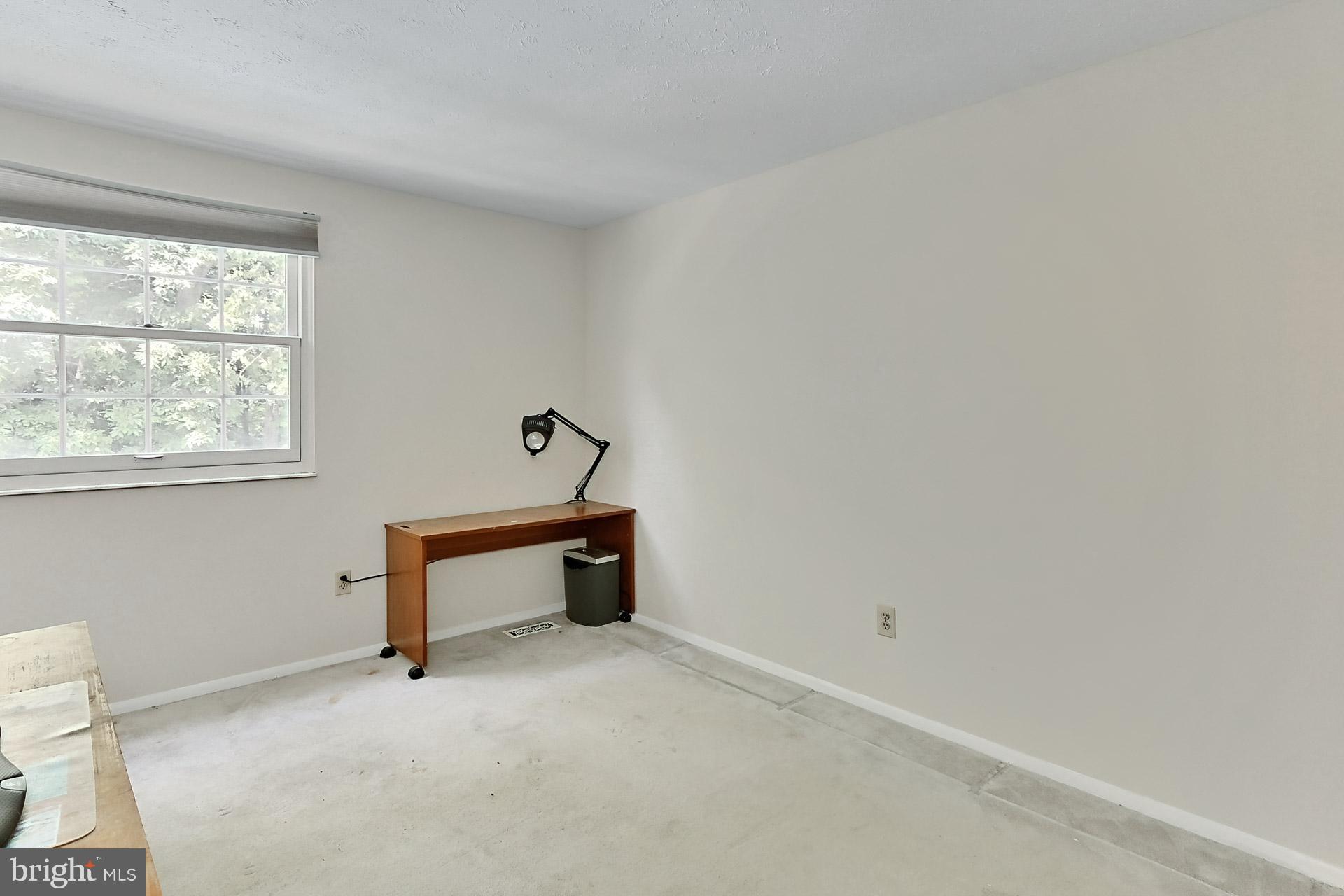 8415 Rainbow Bridge Lane Springfield, VA 22153 - Photo 24 of 36