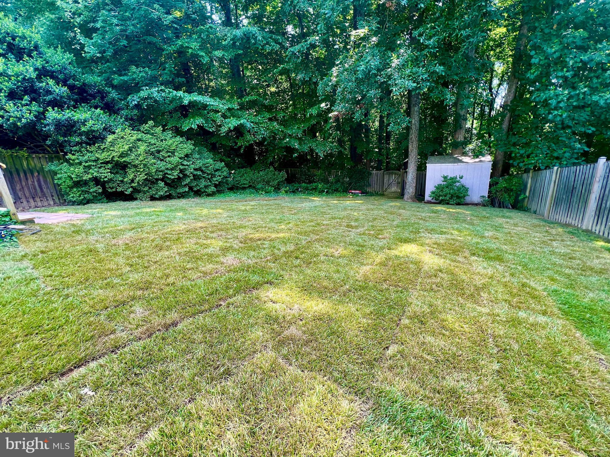 8415 Rainbow Bridge Lane Springfield, VA 22153 - Photo 29 of 36