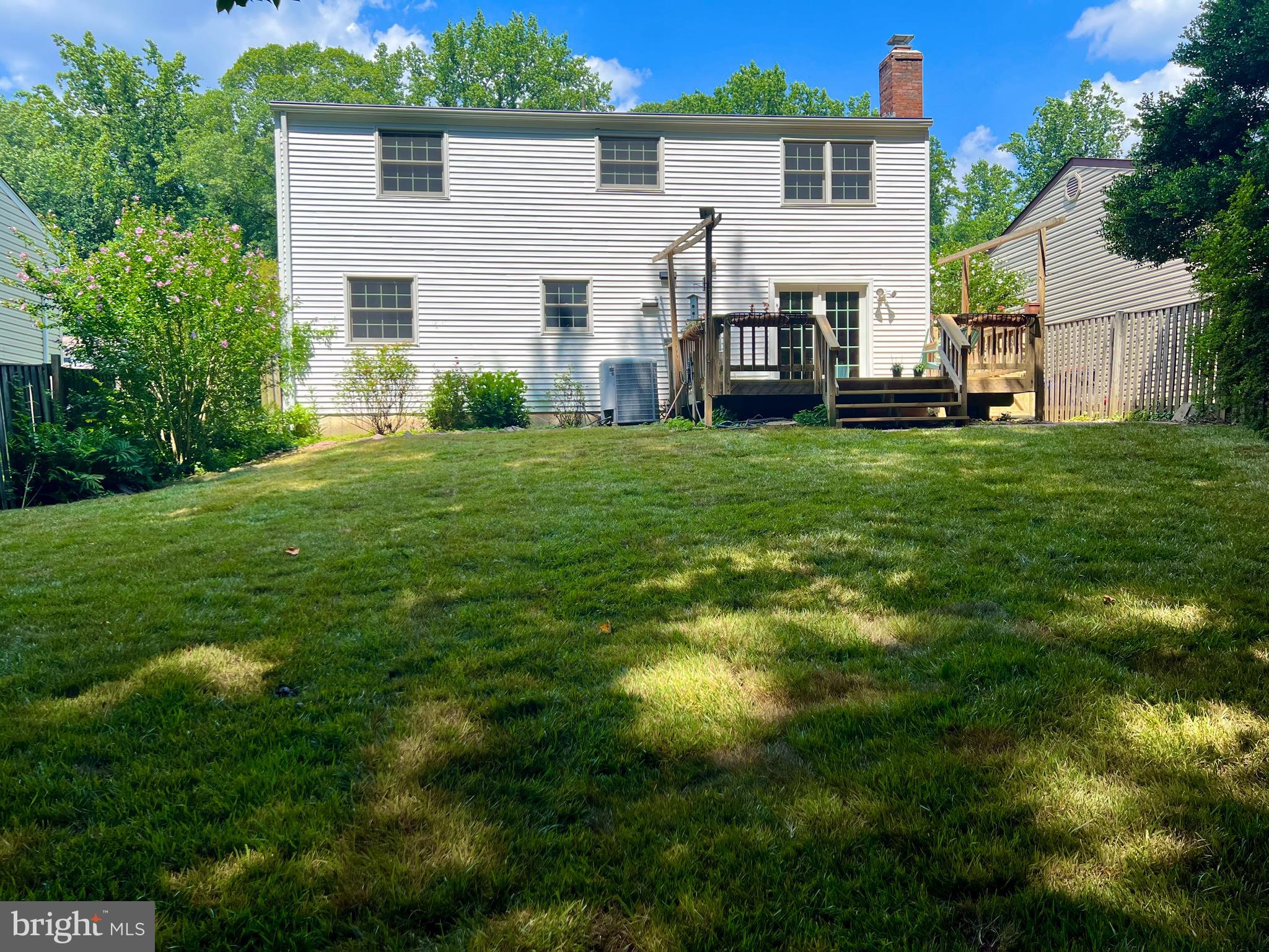 8415 Rainbow Bridge Lane Springfield, VA 22153 - Photo 31 of 36