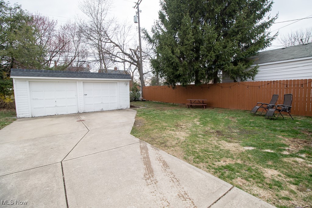 1094 Piermont Road Cleveland, OH 44121 - Photo 35 of 38 Gallery Image 35