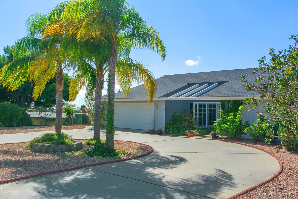 1455 Ridgeway Street Oceanside, CA 92054 - Photo 2 of 25 Gallery Image 2