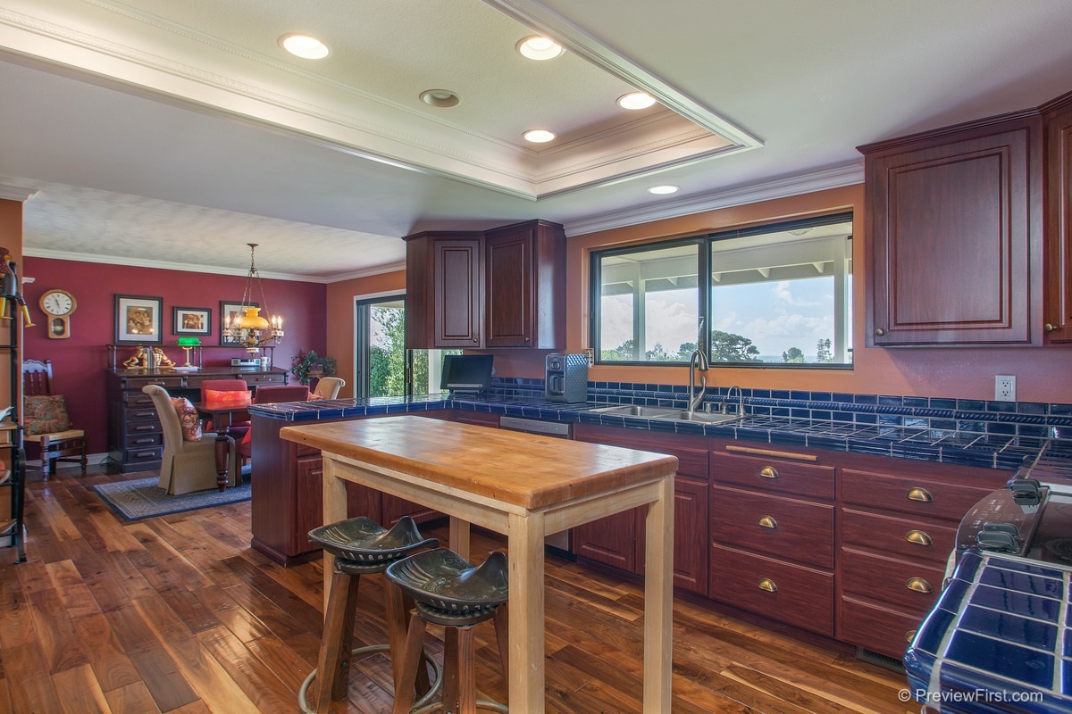 1455 Ridgeway Street Oceanside, CA 92054 - Photo 15 of 25 Gallery Image 15
