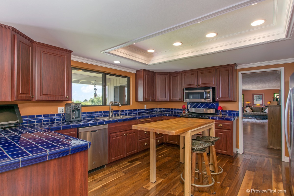 1455 Ridgeway Street Oceanside, CA 92054 - Photo 16 of 25 Gallery Image 16