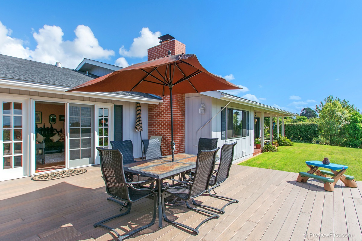 1455 Ridgeway Street Oceanside, CA 92054 - Photo 17 of 25 Gallery Image 17