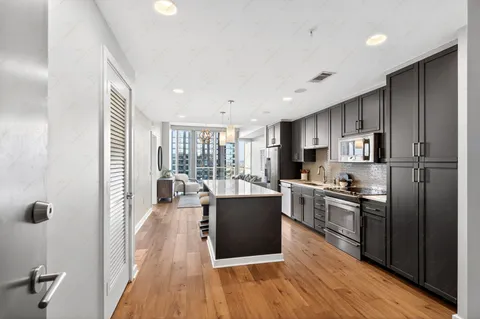 $649,000 | 1212 Laurel Street, Unit 2206, Nashville, TN 37203