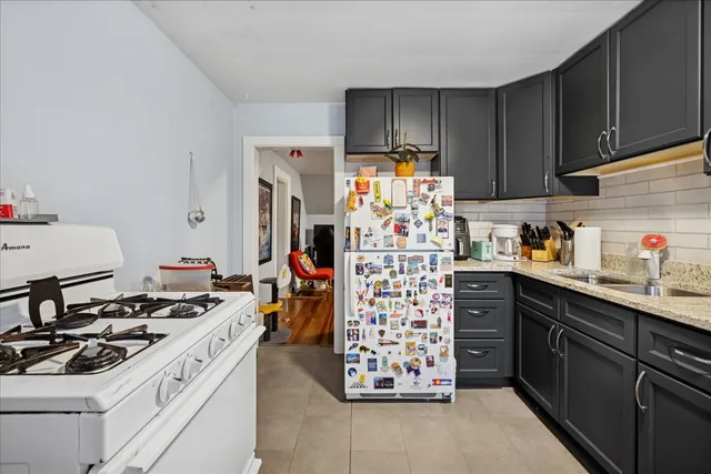 $375,000 | 609 1st Street, Libertyville, IL 60048