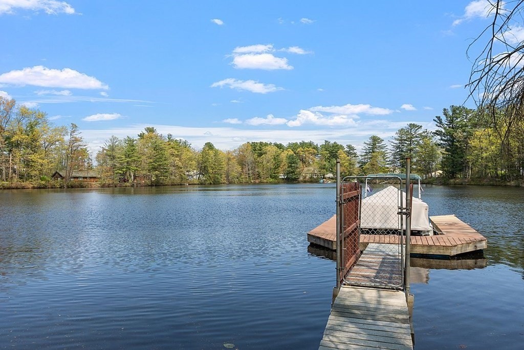 793 Reservoir Road Lunenburg, MA 01462 - Photo 1 of 39