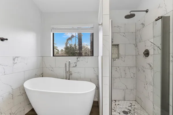 $2,050 | 3223 Golden Willow Drive, Kingwood, TX 77339