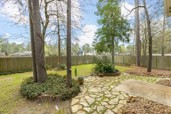 $2,050 | 3223 Golden Willow Drive, Kingwood, TX 77339