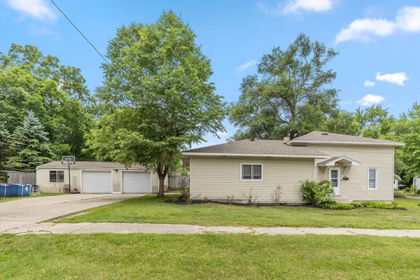 $250,000 | 501 West Grove Street, Greenville, MI 48838