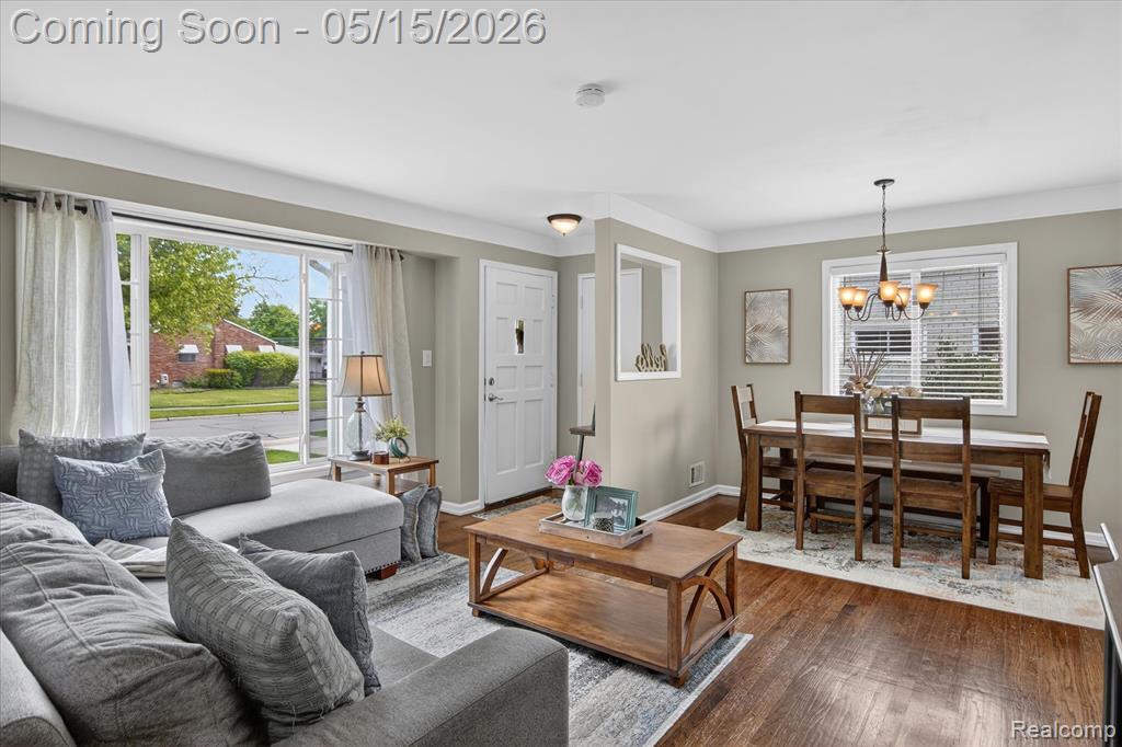 31775 Marblehead Road Farmington, MI 48336 - Photo 4 of 43