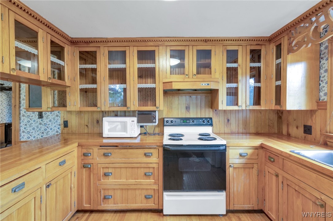 7745 Westphalinger Road Clarence, NY 14051 - Photo 15 of 50 butcherblock counter tops