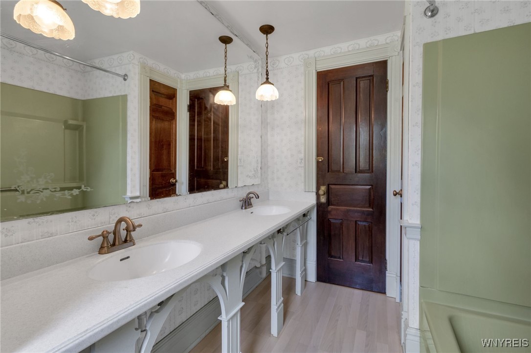 7745 Westphalinger Road Clarence, NY 14051 - Photo 25 of 50 2nd floor bath main home
