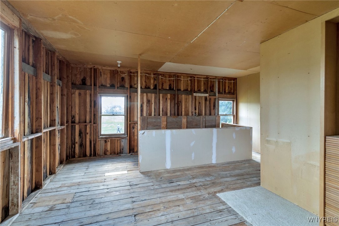 7745 Westphalinger Road Clarence, NY 14051 - Photo 40 of 50 landing area on 2nd floor garage