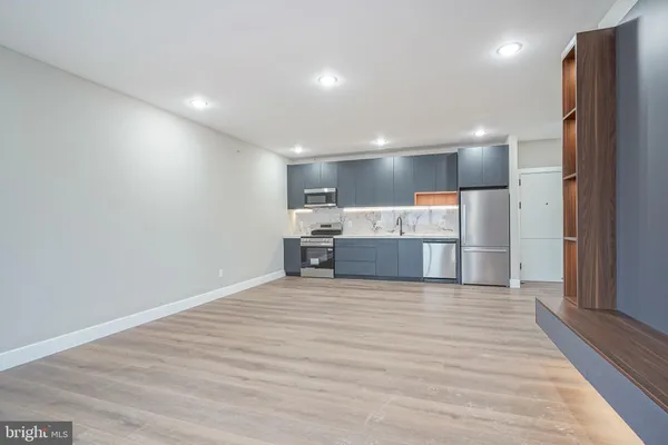 $1,900 | 4432-00 Wingate Street, Unit 302, Philadelphia, PA 19136