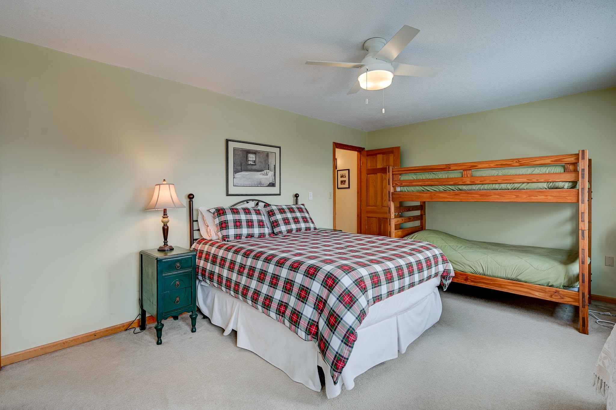 A15 Eagle Rdg Condo Road Intervale, NH 03845 - Photo 19 of 32 Gallery Image 19