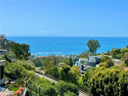 $3,395,000 | 901 Summit Drive, Laguna Beach, CA 92651