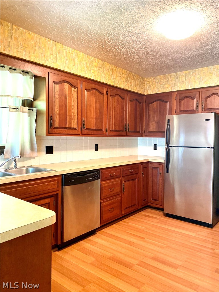 276 West River Road Valley City, OH 44280 - Photo 3 of 35