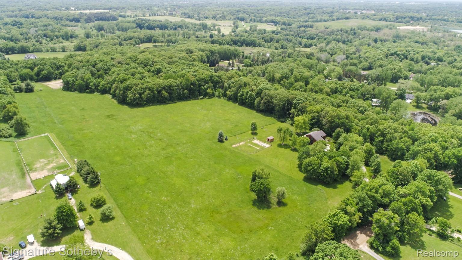 Par A-5 Curdy Road Howell, MI 48855 - Photo 3 of 25 DJI_0560.jpg